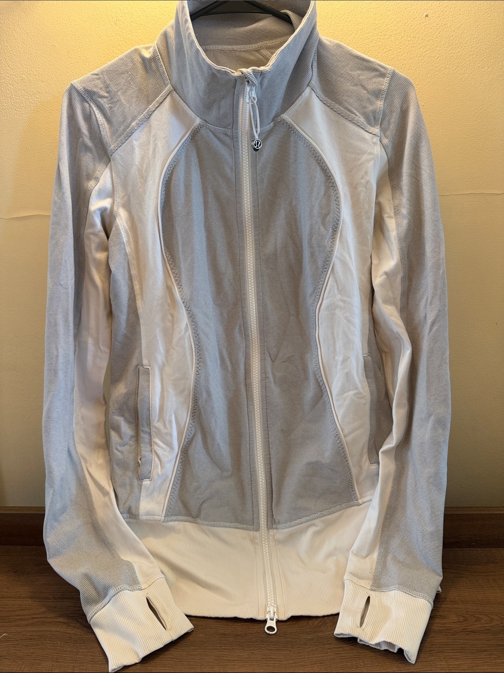 Lululemon Light Gray & White Women's Zip-Front Jacket